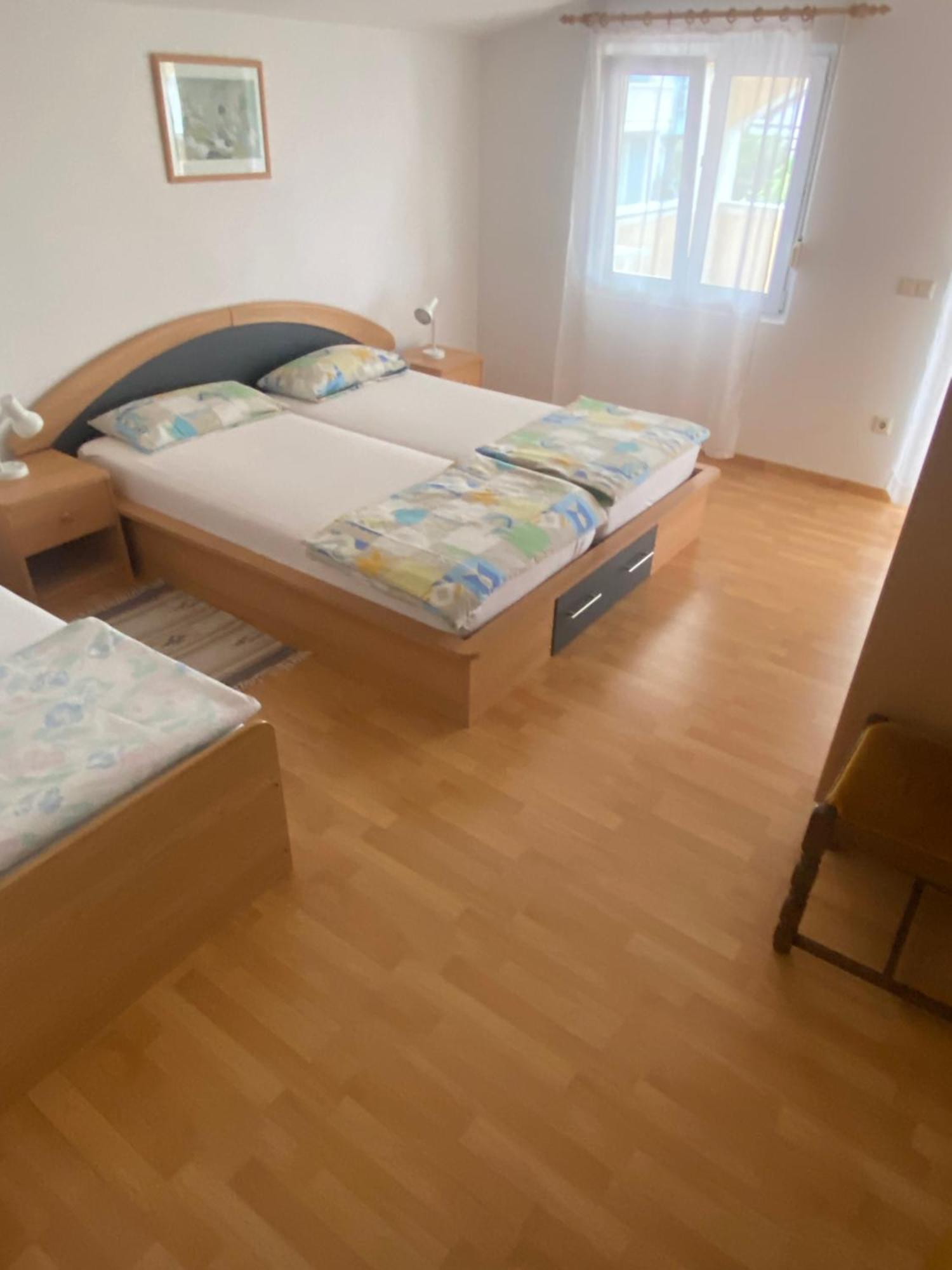 Ferien Haus Evita Auf Insel Vir - Wohnung I Eksteriør billede